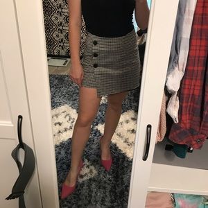 SKORT